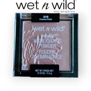 wet n wild MegaGlo Highlighting Powder in Precious Petals #3218 NWT